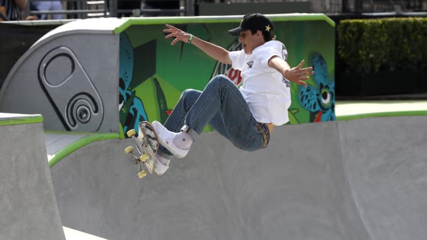 dewtour-coryjuneau-carlo.jpg